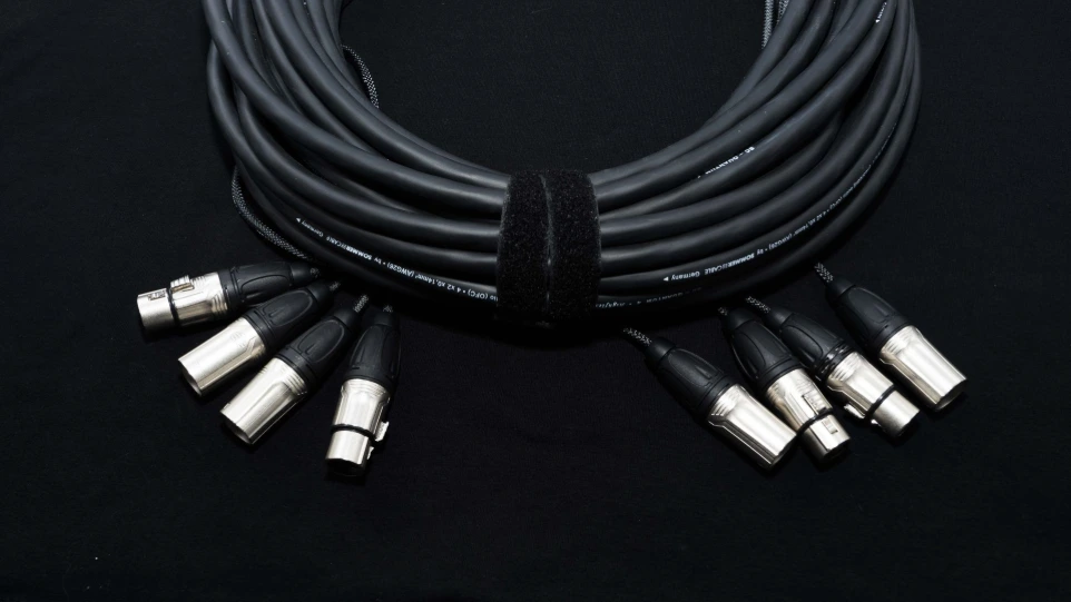 Pyta sceniczna XLR łącząca mikrofony z mikserem CASE ART