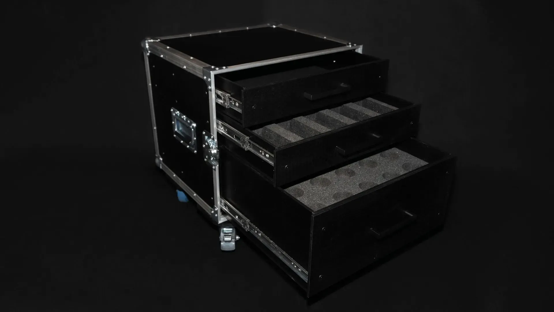 Mikrofonownia z szufladami