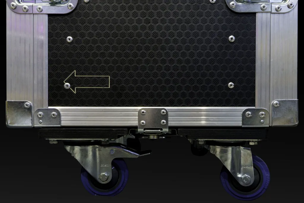 rack slxd z kółkami CASE ART.webp