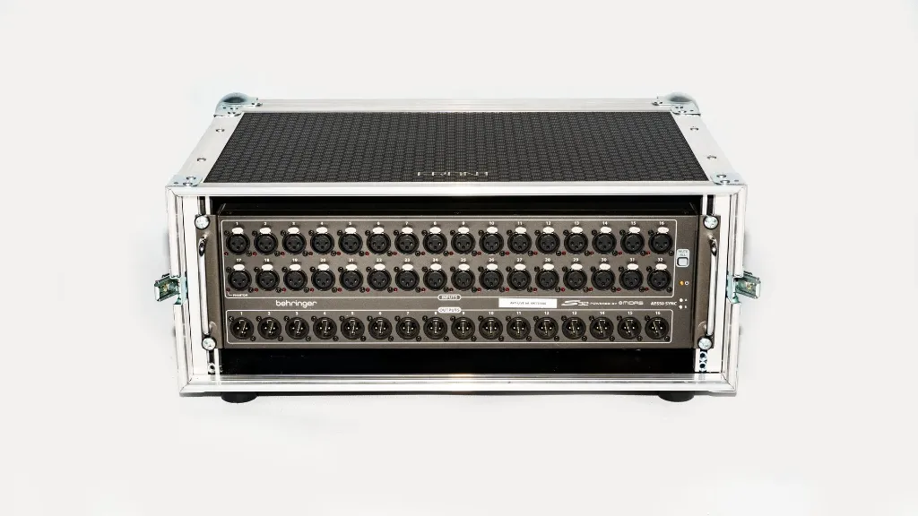 Kejs do transportu stageboxa S32 CASE ART.webp