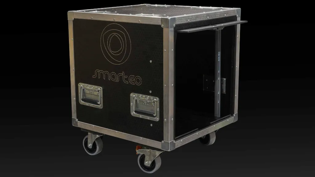 Rack 19 9U w skrzyni transportowej CASE ART.webp