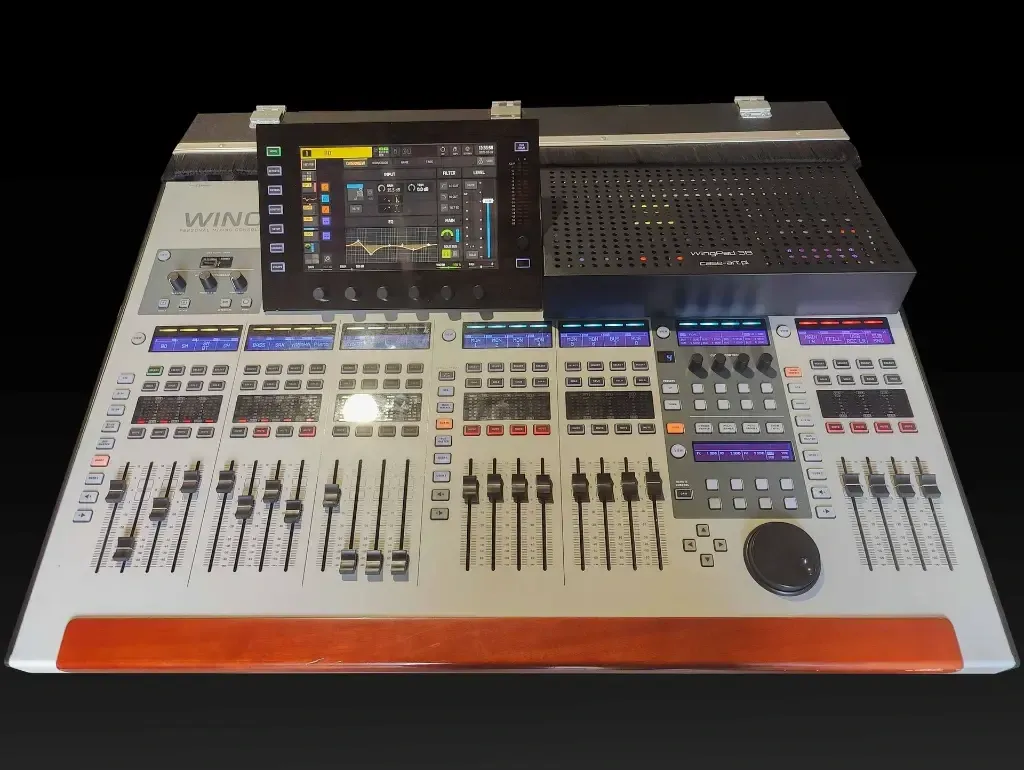 ergonomia stanowiska audio case art.webp
