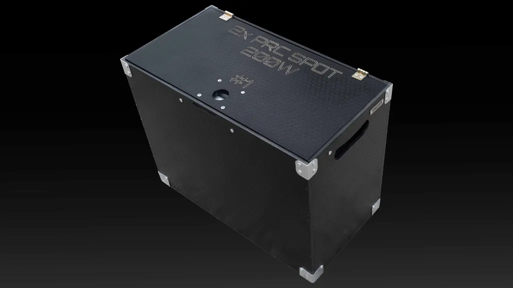 profesjonalny flight case na ruchome głowy CASE ART.webp