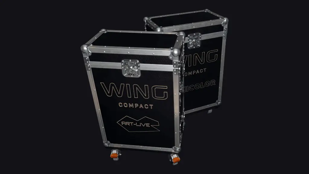 Wing compact with connection panel