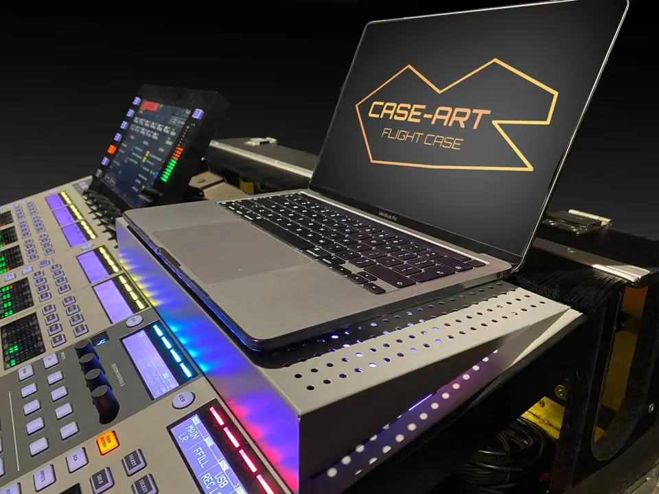 Wing Pad - 150,00 zł